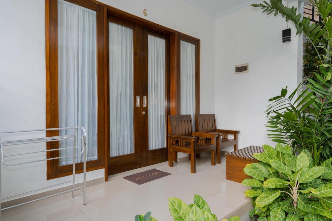 Lo Sari Bungalow Batununggul Extérieur photo